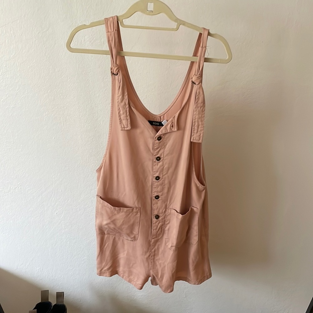 URBAN OUTFITTERS ROMPER